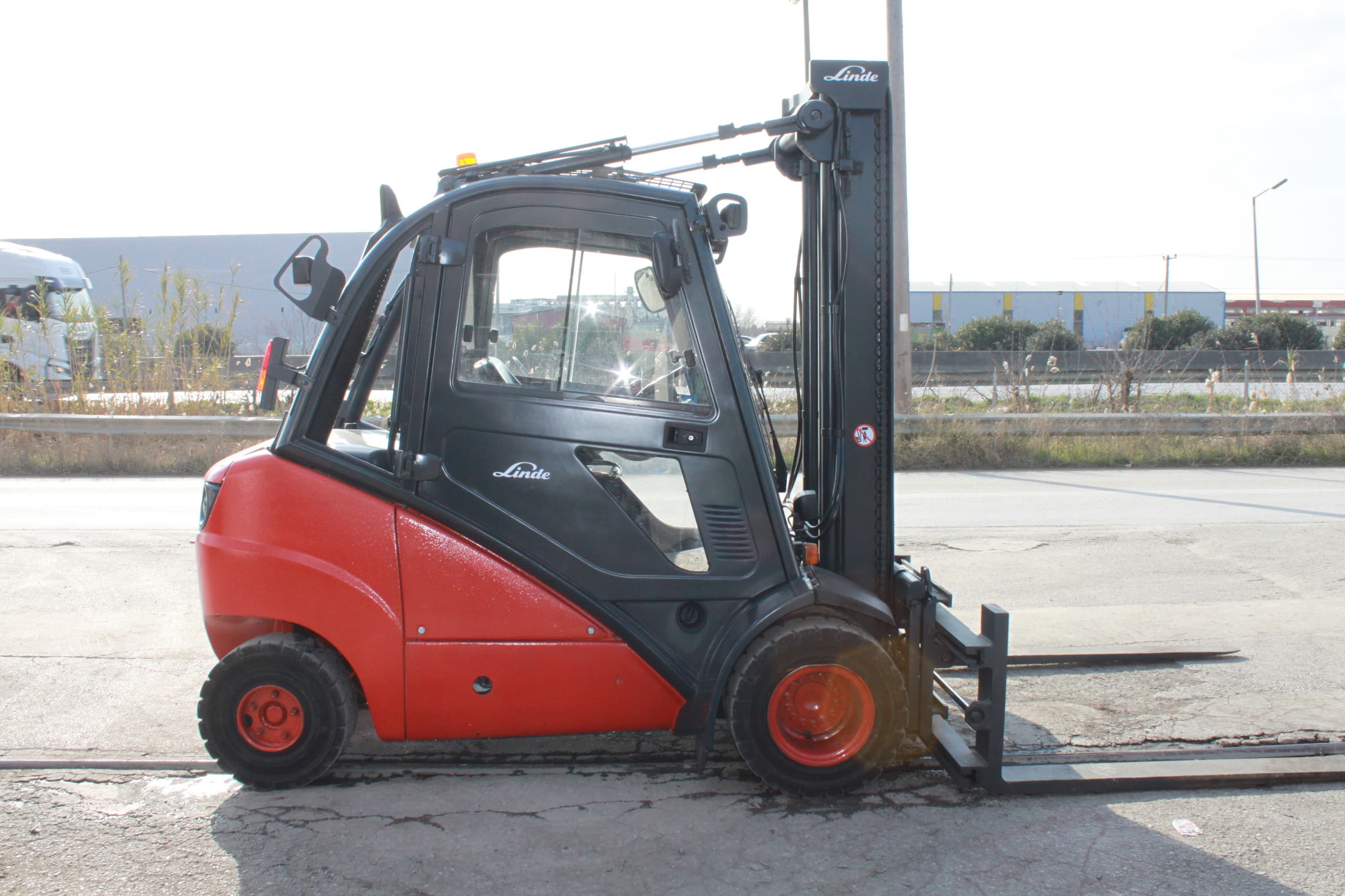 LINDE H30D FV4000 6W 4V CABIN+F.P. [2239] – Godosidis